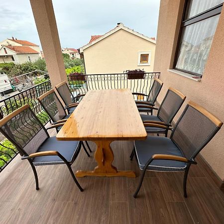 Apartment Ana Бетина Екстер'єр фото