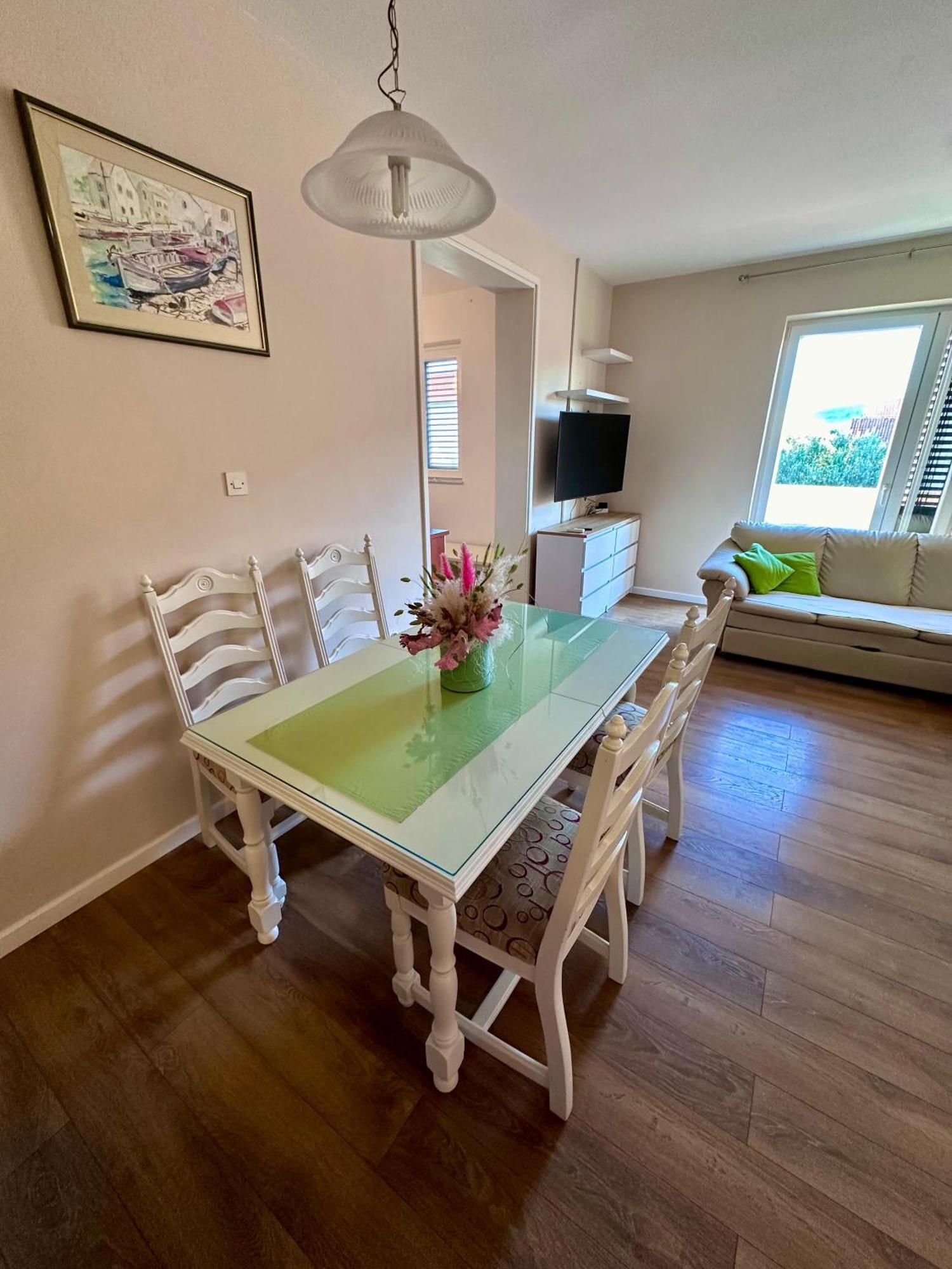 Apartment Ana Бетина Екстер'єр фото